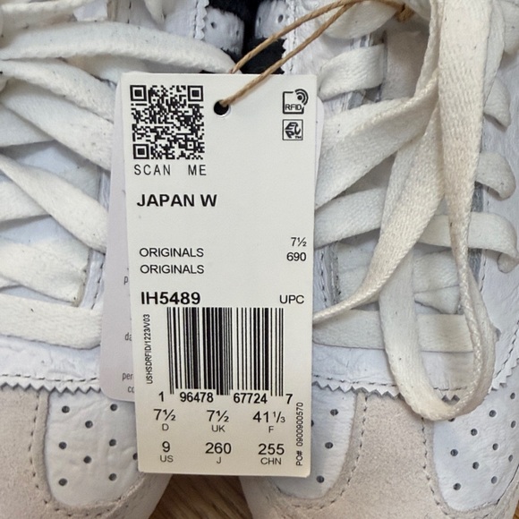 Adidas White and Black Japan Edition Shoes - Picture 6 of 6